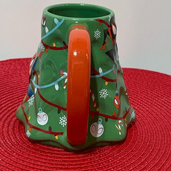 Disney Marvel Spider-Man Ceramic Seasonal Mug NWT - Picture 4 of 9